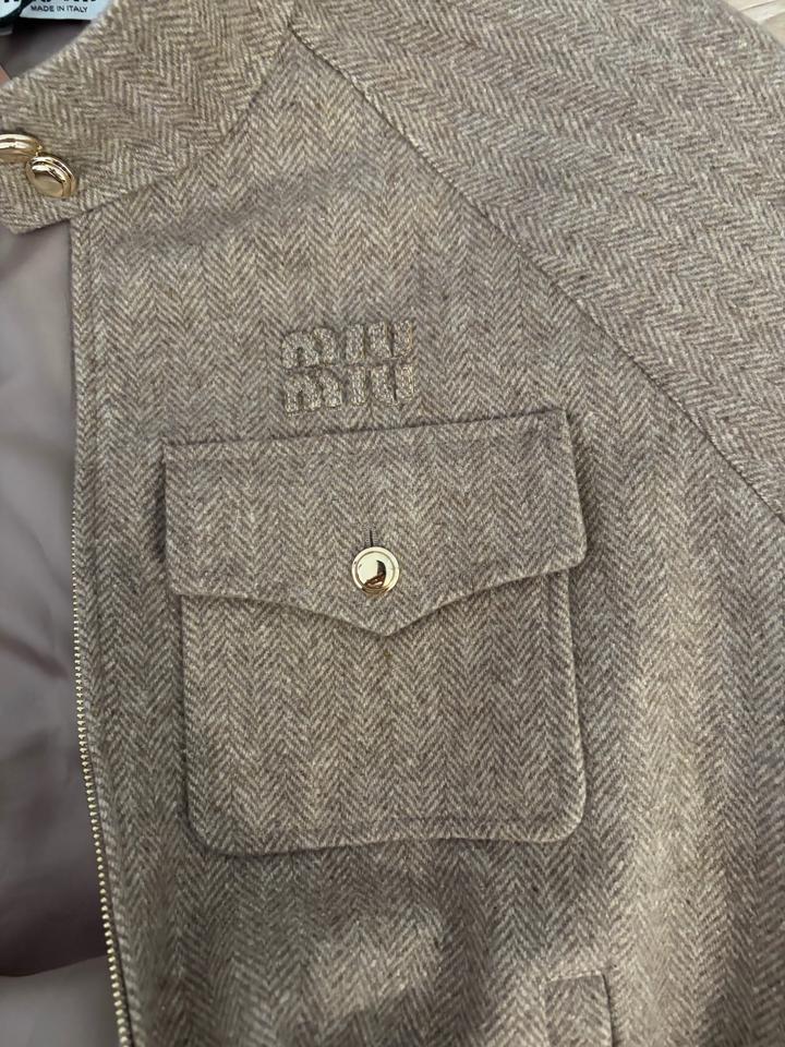 Шерстяной бомбер MIU MIU