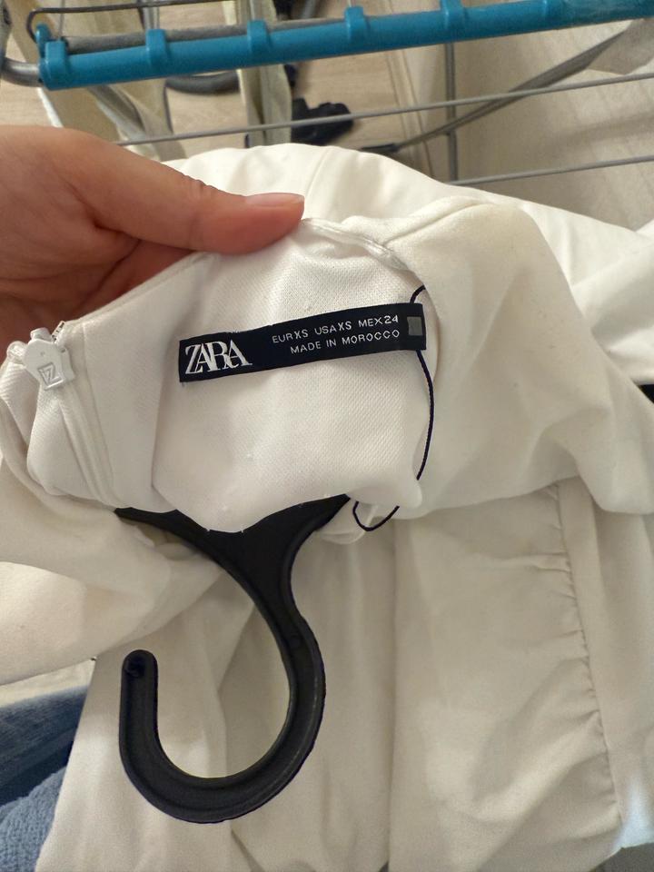 Белое платье Zara