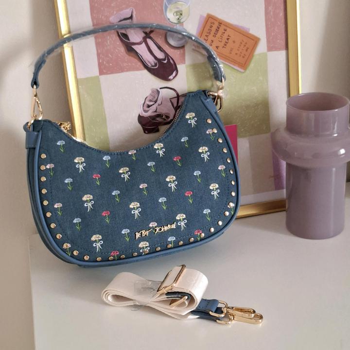 Сумка Betsey Johnson