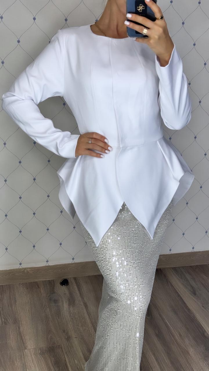 Белая двойка