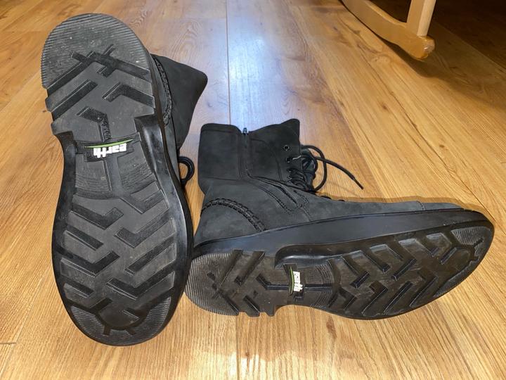 Демисезонные сапоги Earth