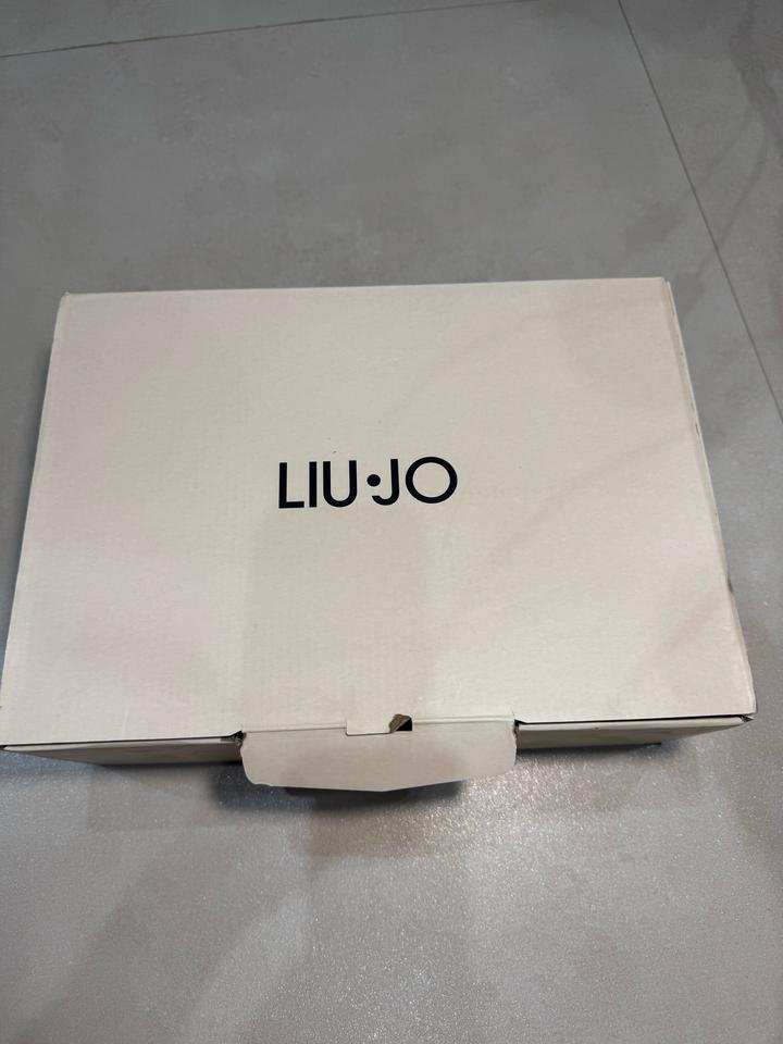 Кроссовки Liu jo новые, рр 38