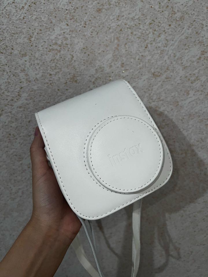 INSTAX MINI 11 + чехол и альбом. НОВЫЕ.