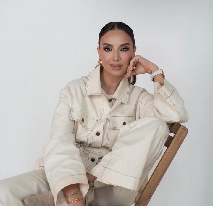 Продам костюм от Alisha atelier