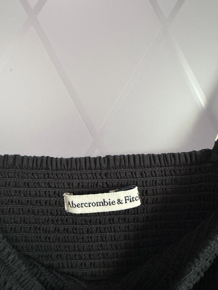 Черное платье Abercrombie & Fitch