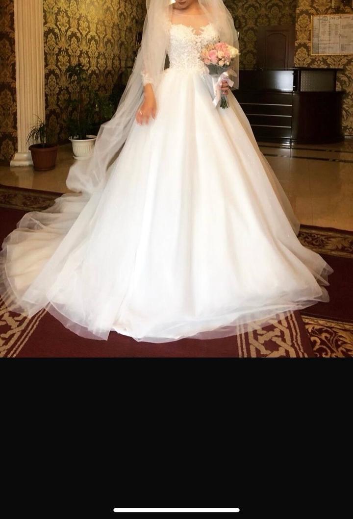 Свадебный платье