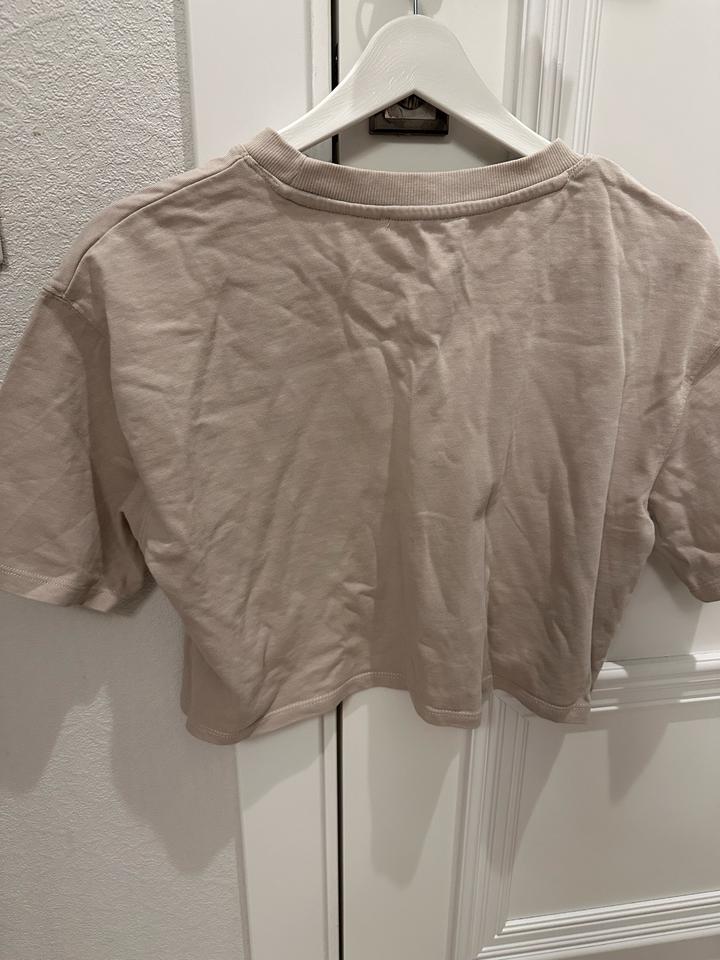 Zara короткая футболка