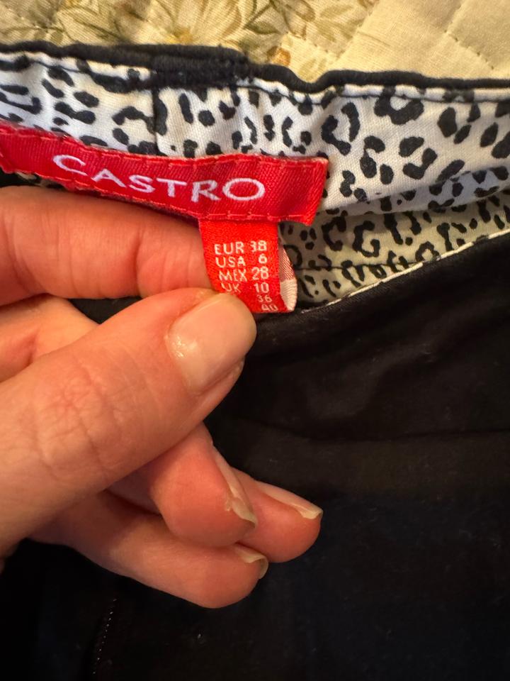 Мини шорты Castro