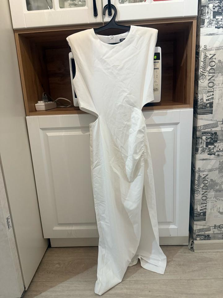 Белое платье Zara