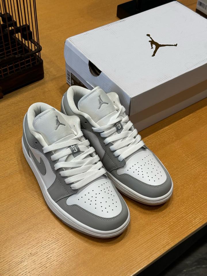 Nike кроссовки