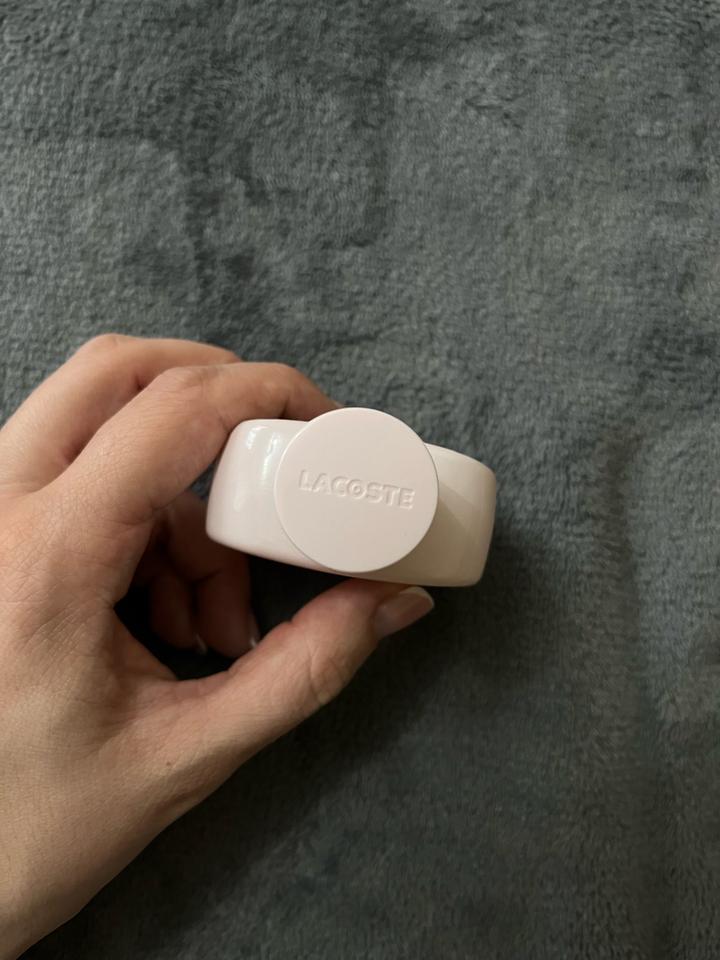 Lacoste rose 30 мл остаток где то 20 мл