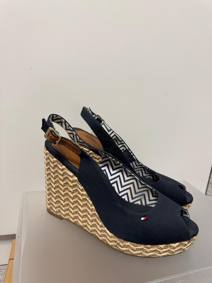 Tommy Hilfiger босоножки