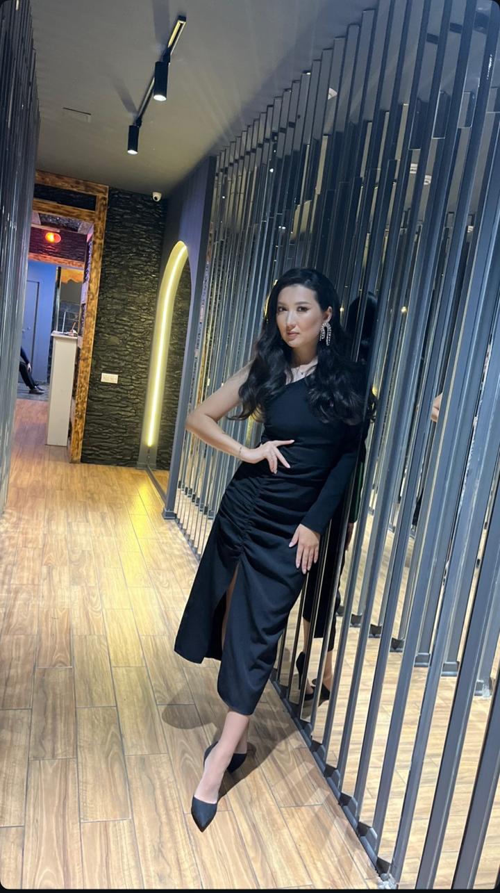 Платье черное на мероприятие