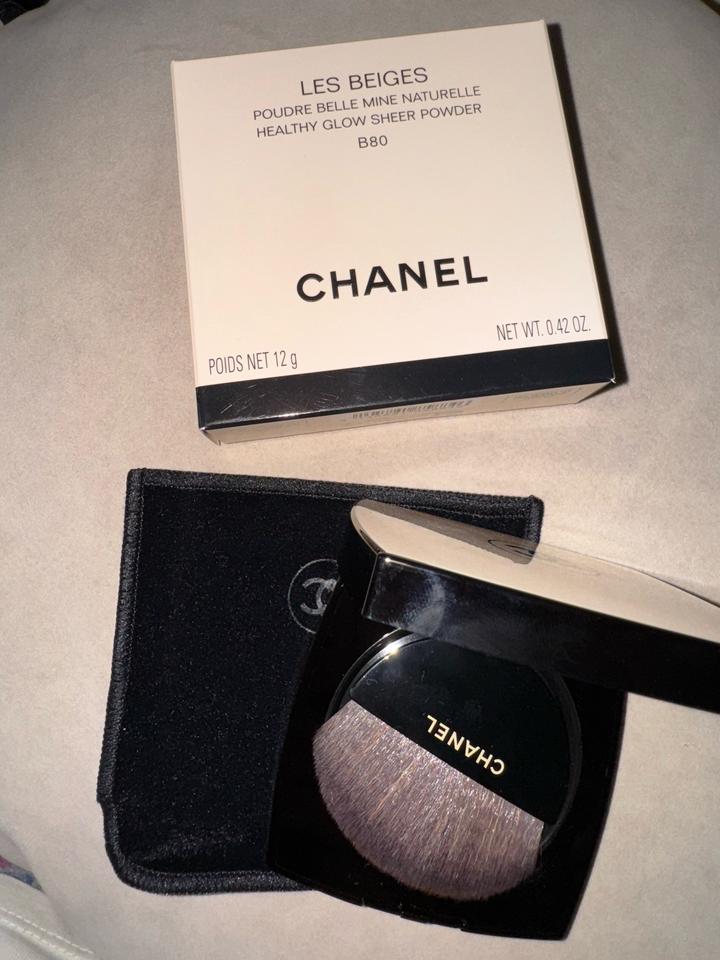 Chanel LES BEIGES ПУДРА С ЭФФЕКТОМ ЕСТЕСТВЕННОГО СИЯНИЯ