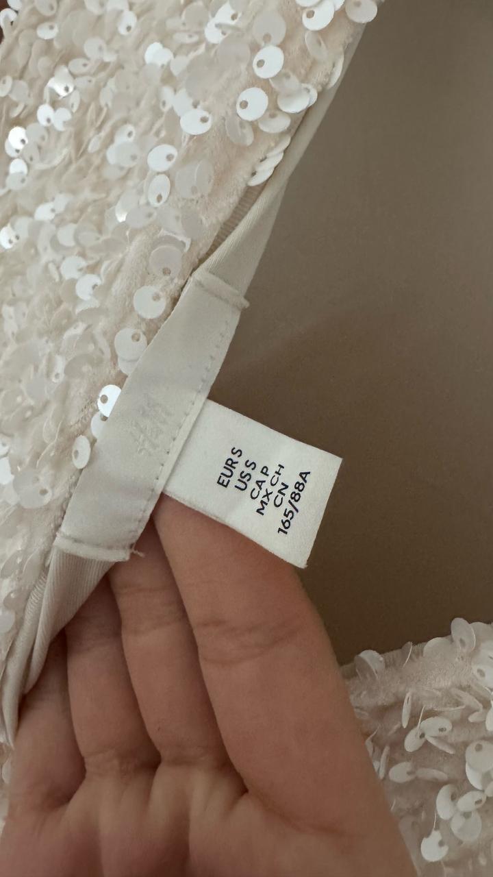 белое платье H&M