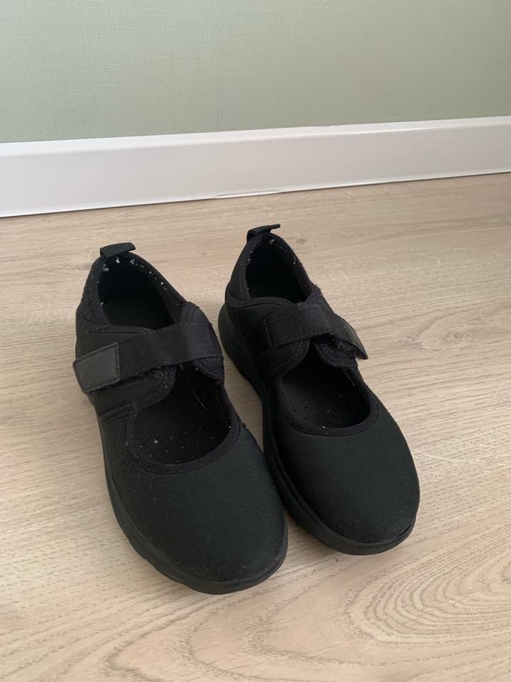 черные туфли 35 размер