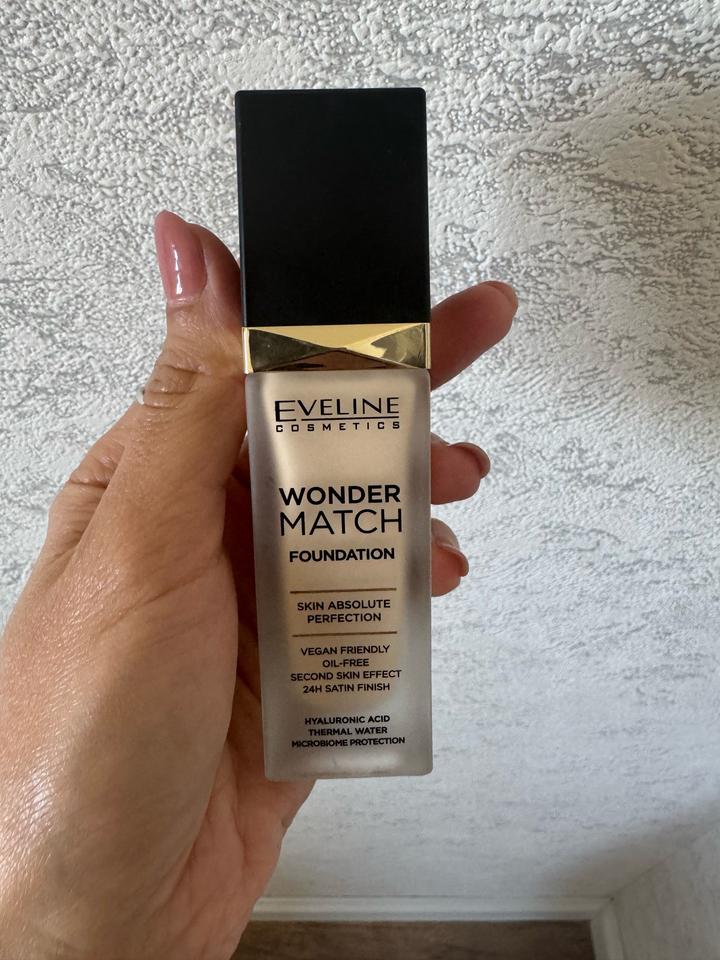 Тональный крем eveline