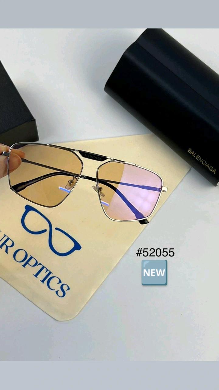 Эксклюзивная новинка этого года 😍 очень удобная посадка ✔️ Модель унисекс 👓🕶️
