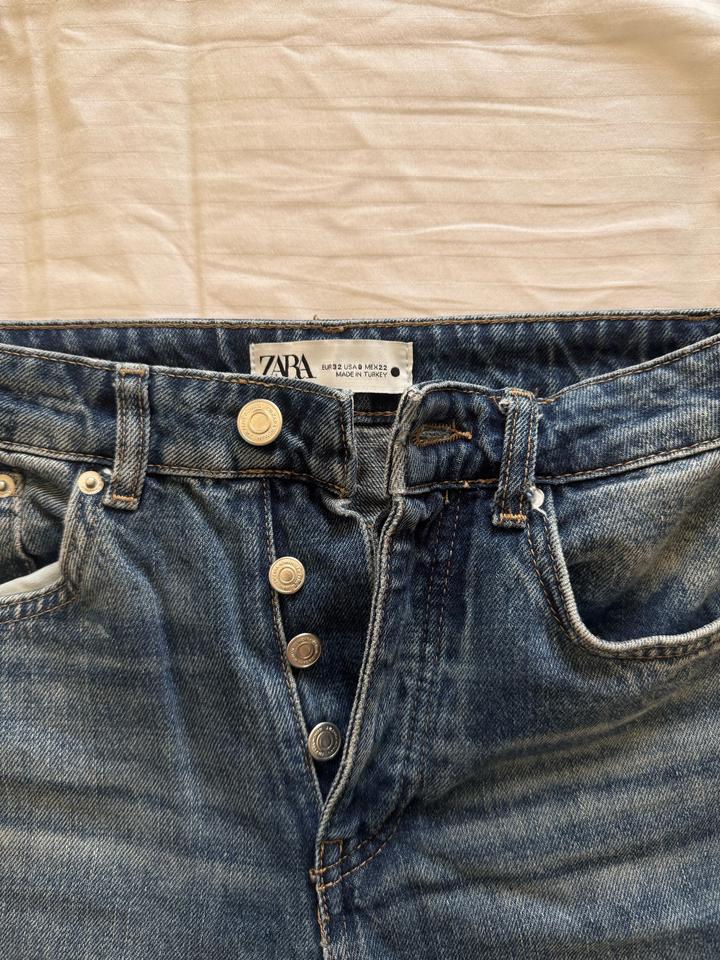 джинсы Zara