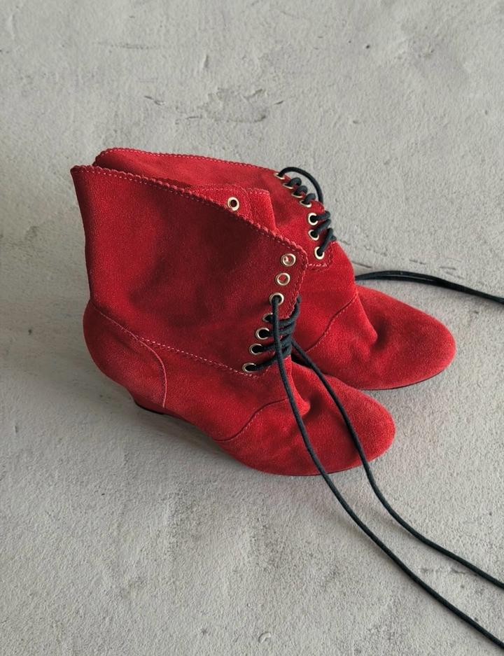 Сапоги Betsey Jowson