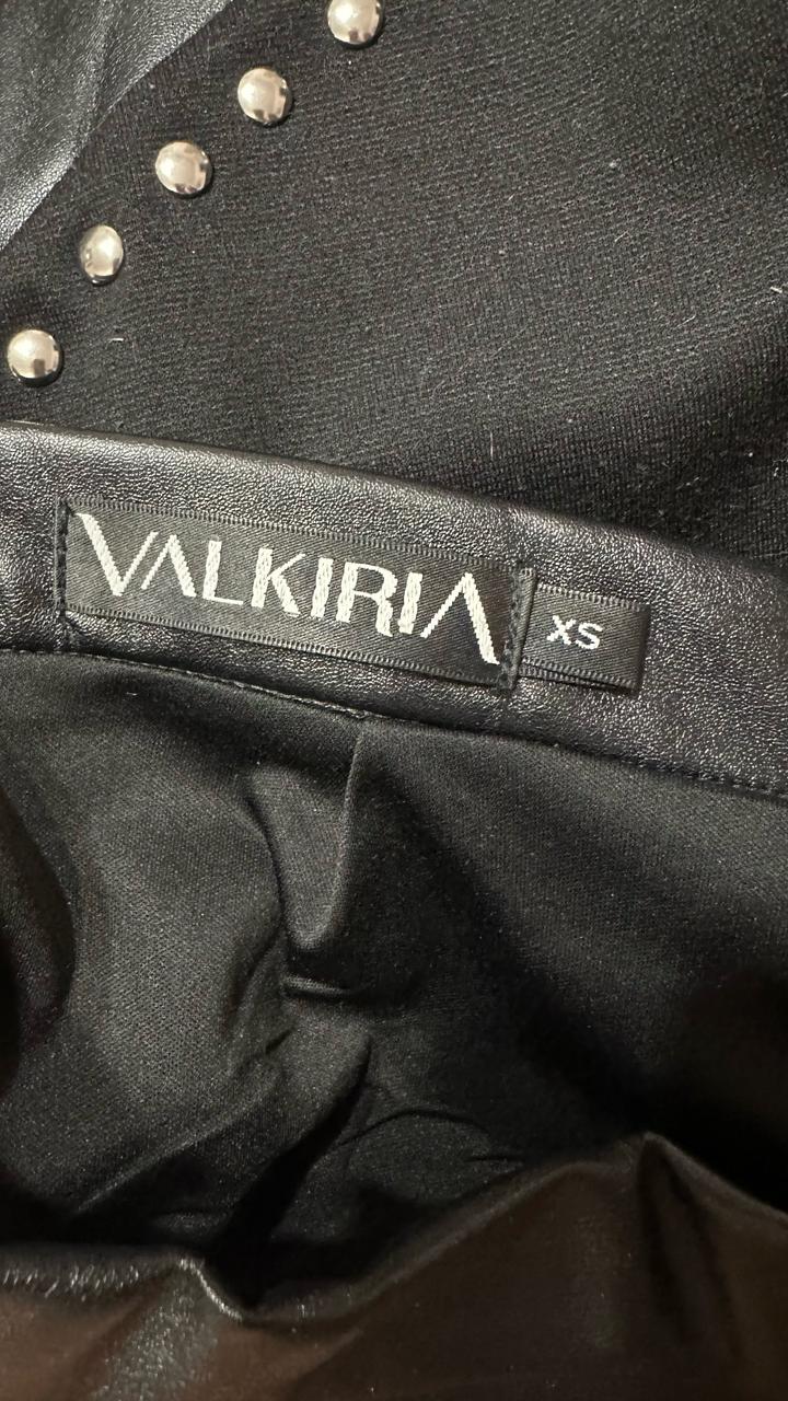 Юбка из эко-кожи