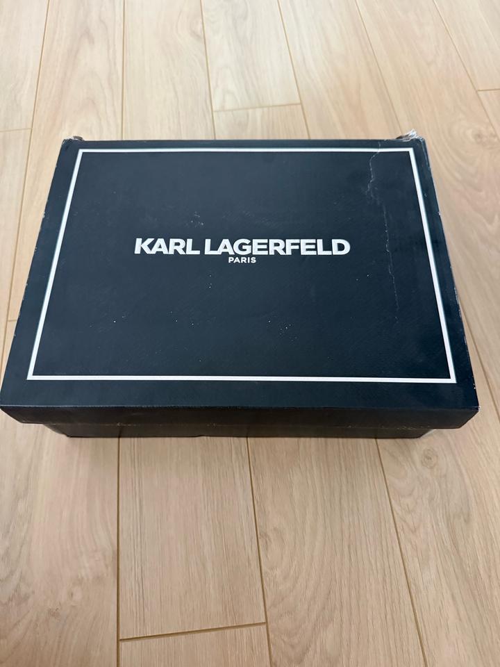 Лимитированная коллекция кроссовок Karl Lagerfeld