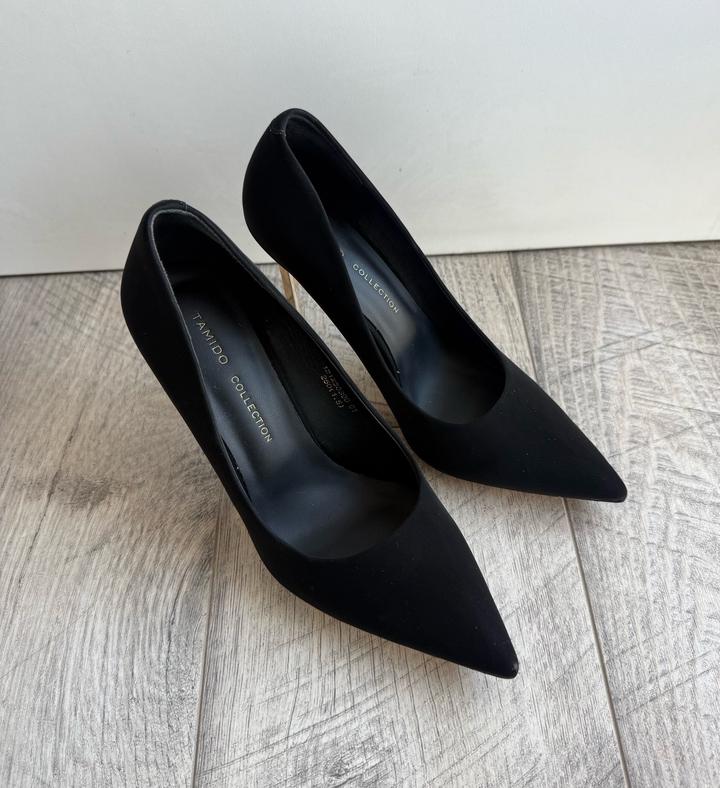 Вечерние туфли с золотым каблуком