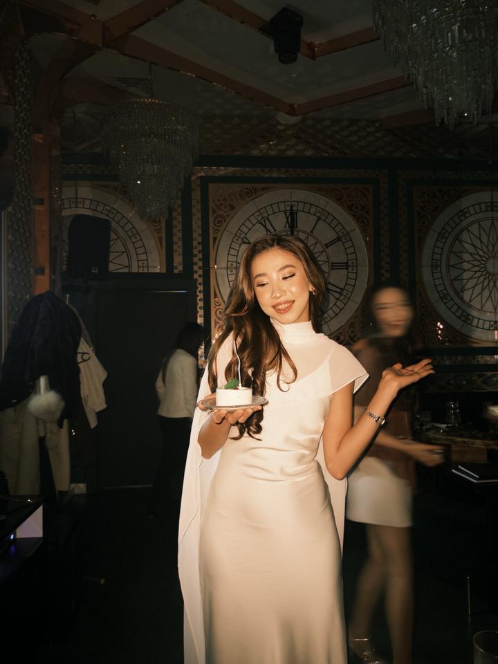 Платье со шлейфом