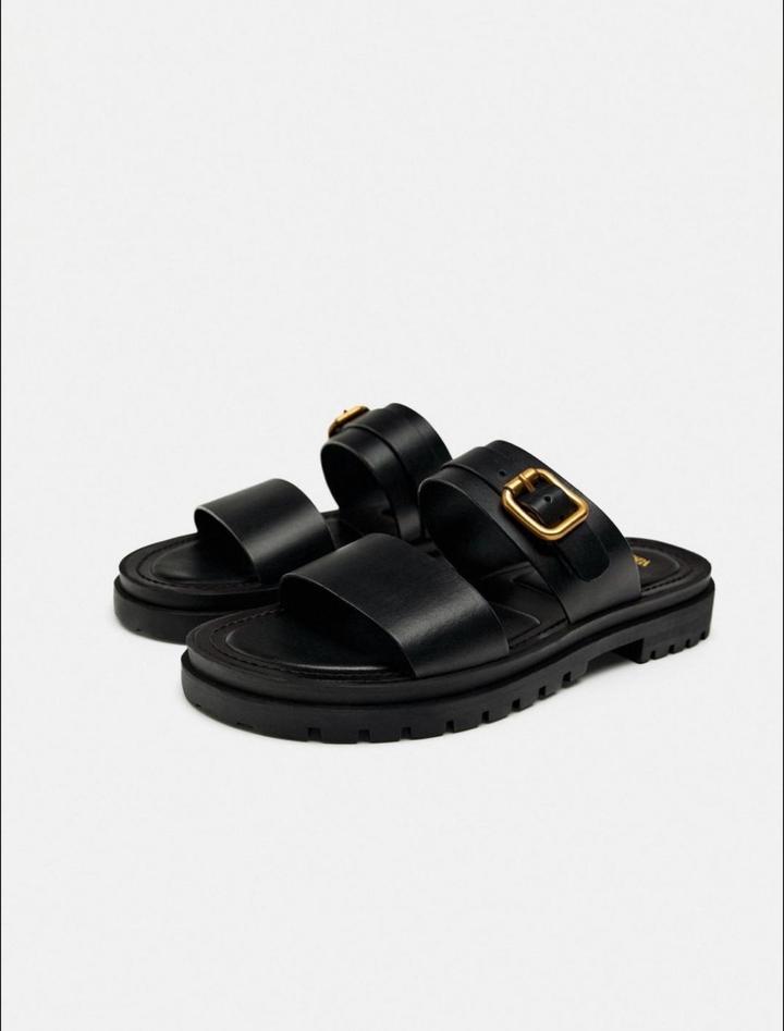Новые кожаные сандали Zara