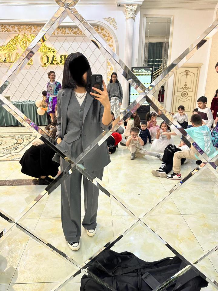 Костюм тройка