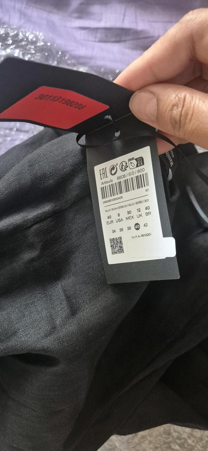 Чёрное платье Massimo Dutti