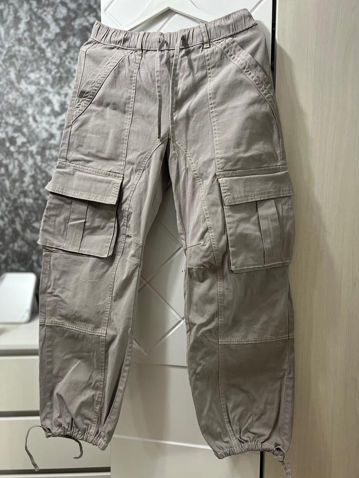 Продам брюки карго Zara