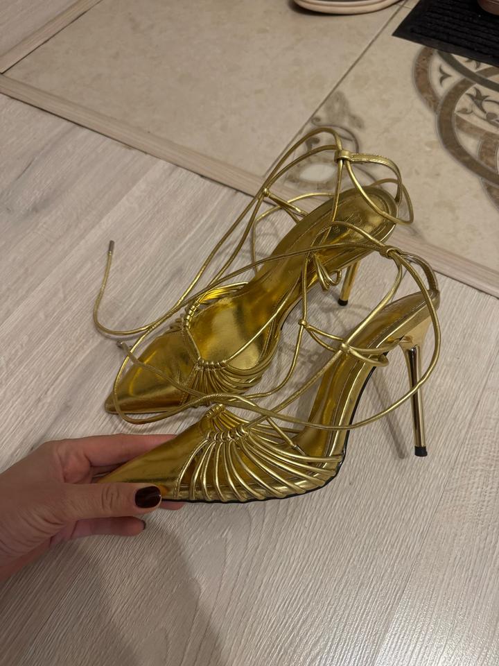 Туфли Zara