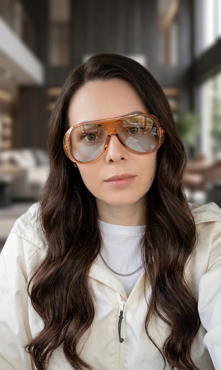 Очки солнцезащитные