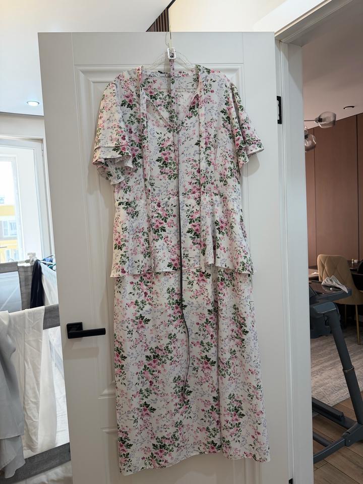 Платье с цветочками