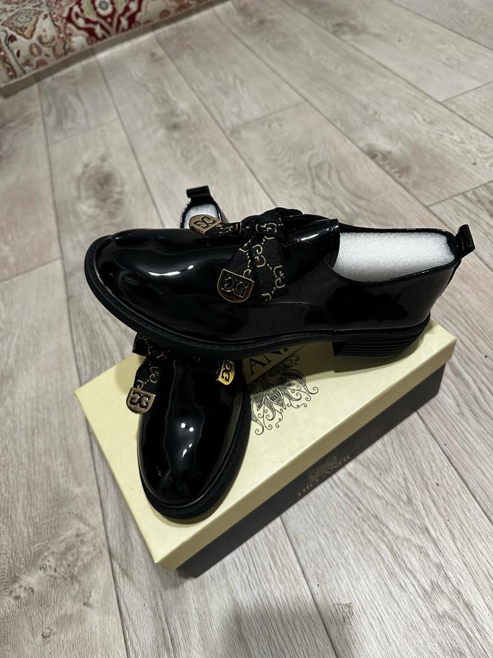 Полуботинки