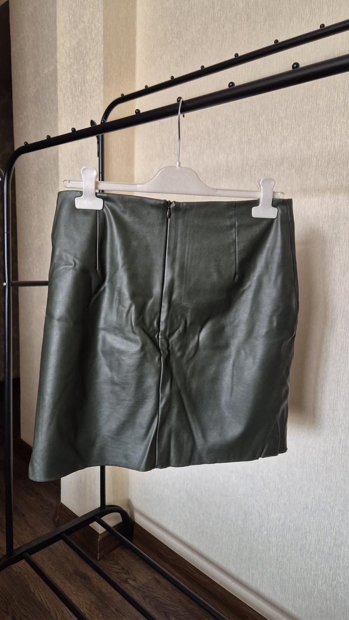 Юбка из замкожи O’stin