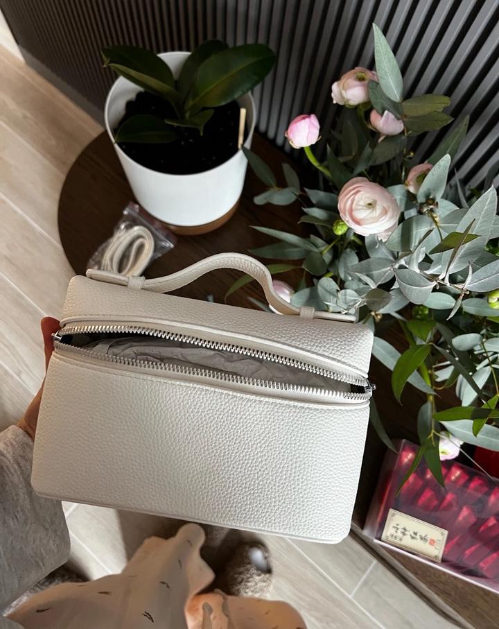 Loro Piana Extra Pocket