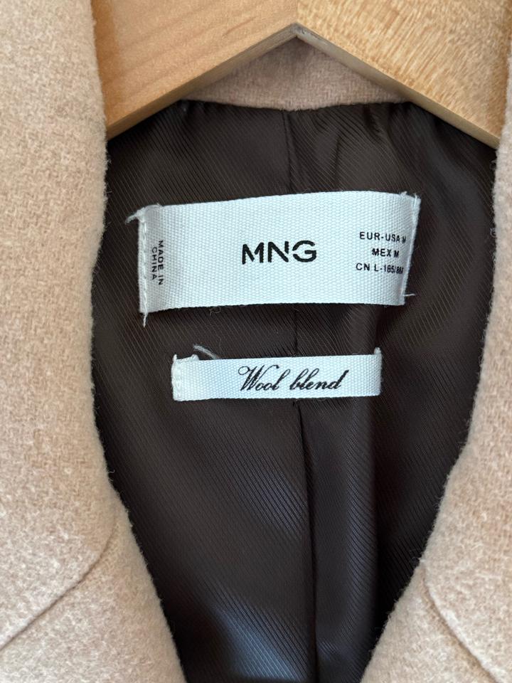 Полупальто MANGO