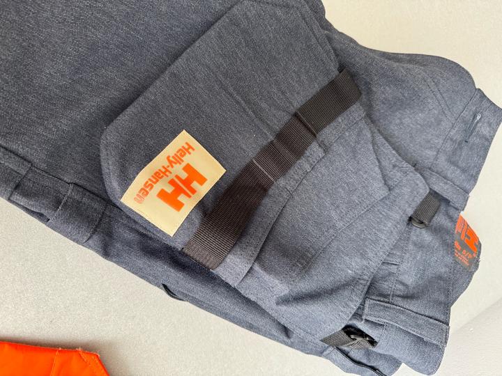 Джинсы Helly Hansen