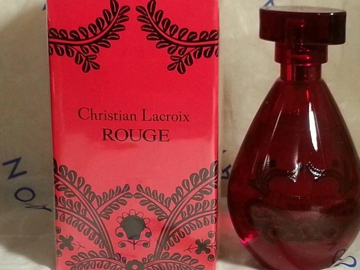 Avon Christian Lacroix rouge