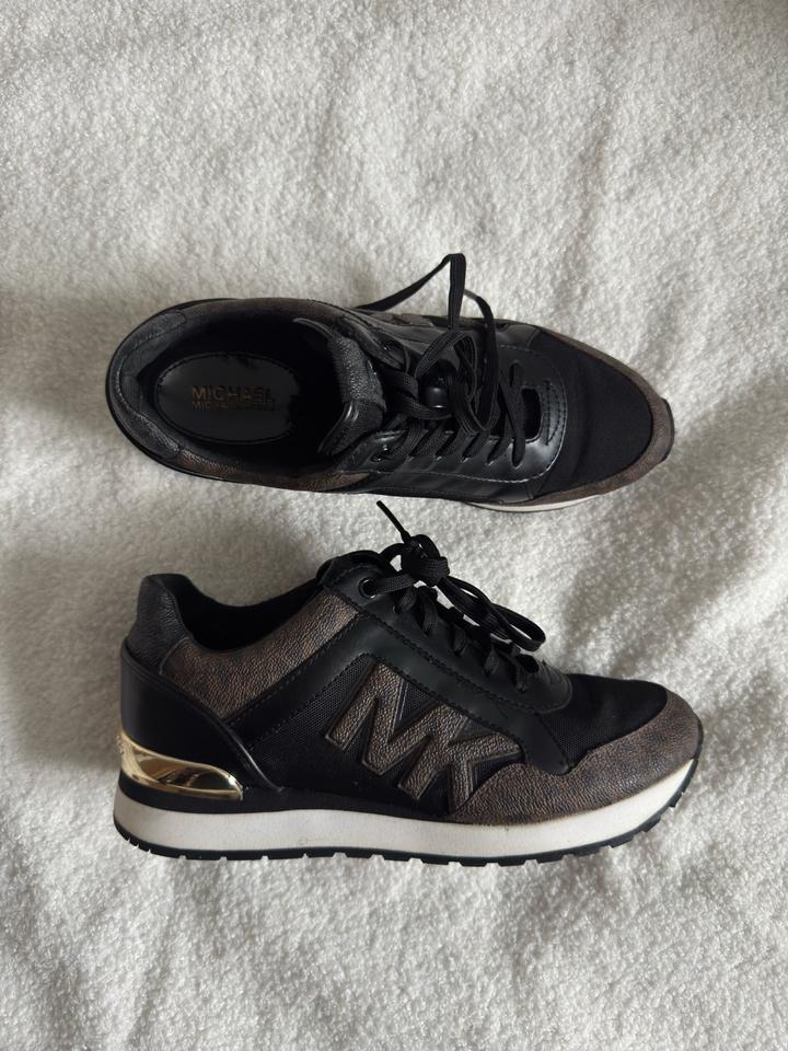 Кроссовки Michael kors