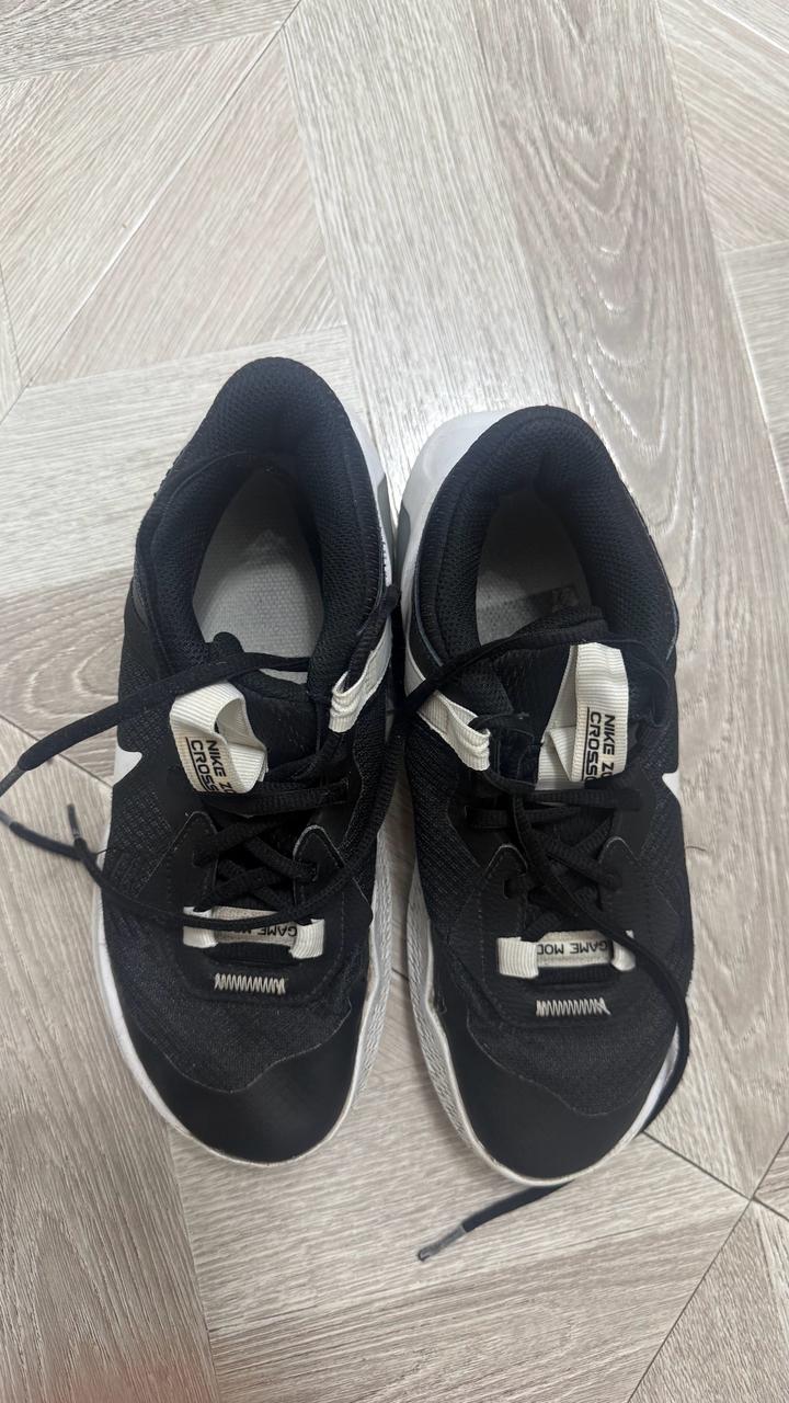 Кроссовки Nike