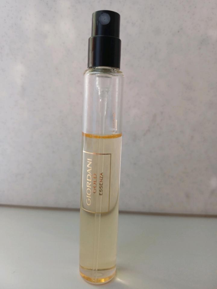 Oriflame Giordani Gold Essenza