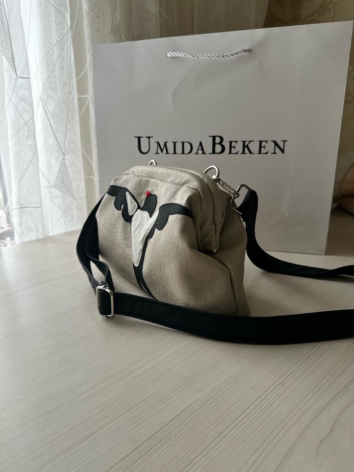 Мини сумочка от бренда Umida Beken