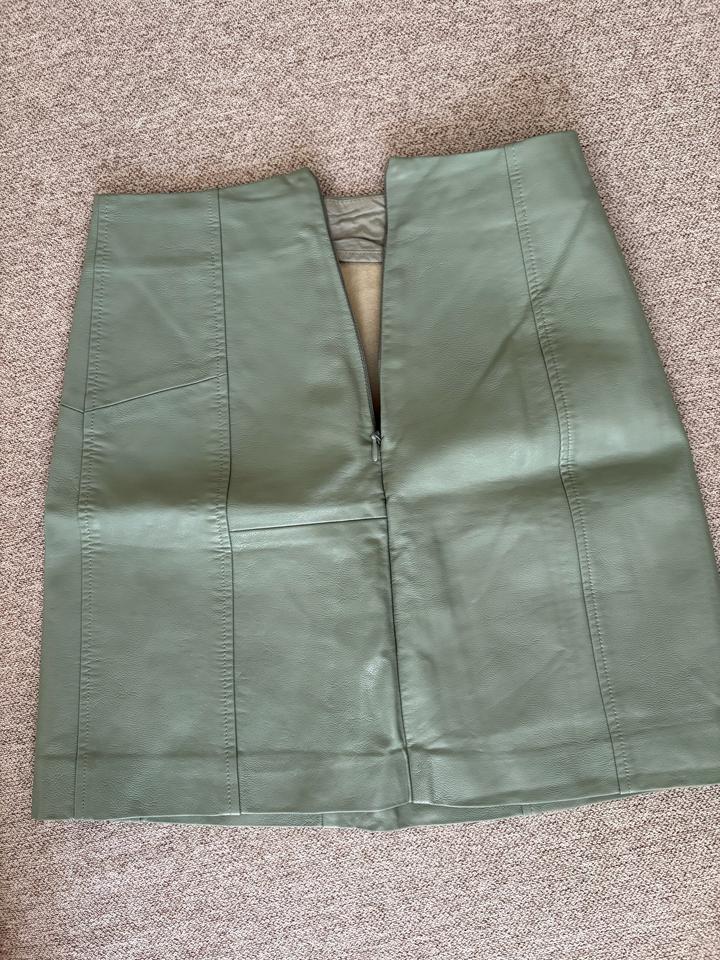 Мини юбка Stradivarius