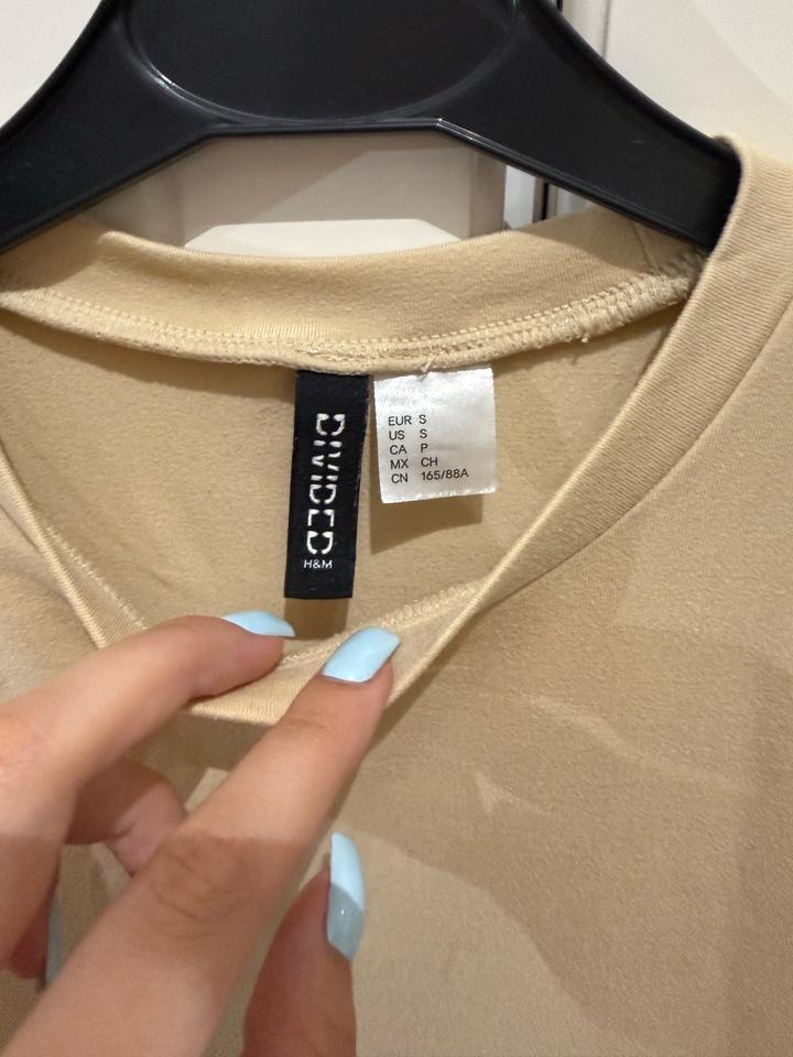приталенная футболка H&M
