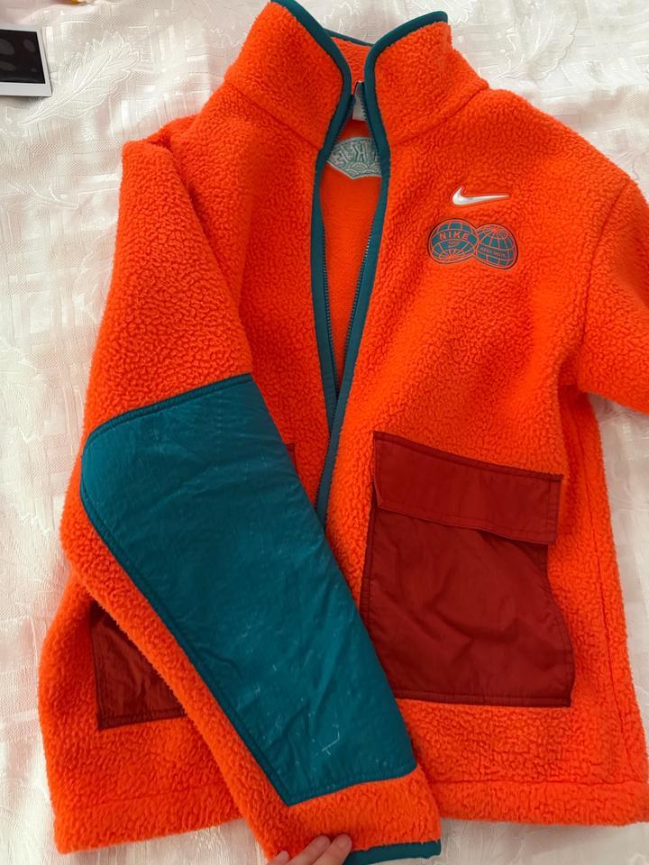 Nike