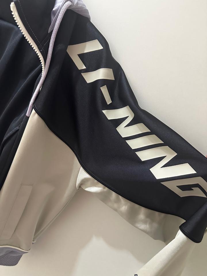 Новый костюм LI-NING