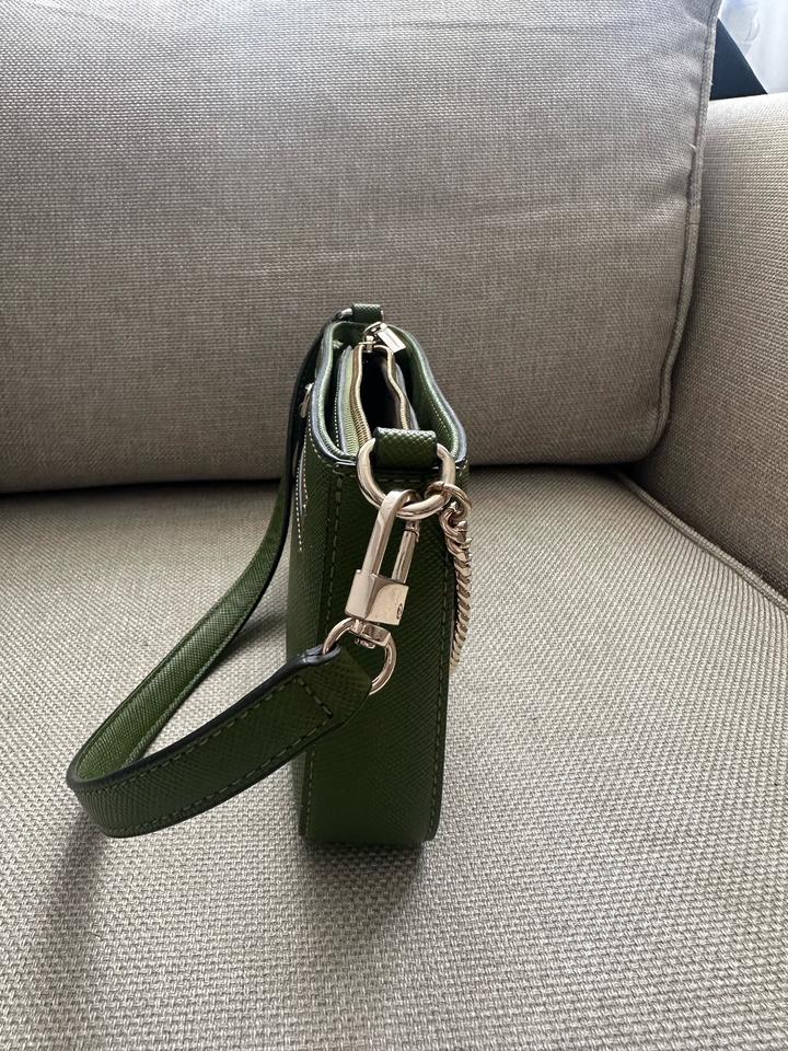 Сумка Guess